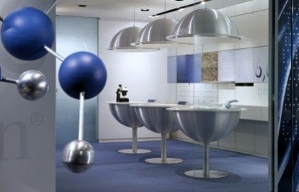 צבע כחול בעיצוב משרדים